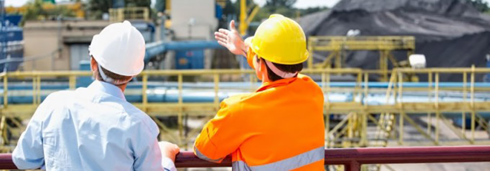 prevencion-de-riesgos-laborales-obras-cascos-680x453